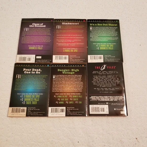 👽 X-Files Chapter Books 👽 - Picture 2 of 14